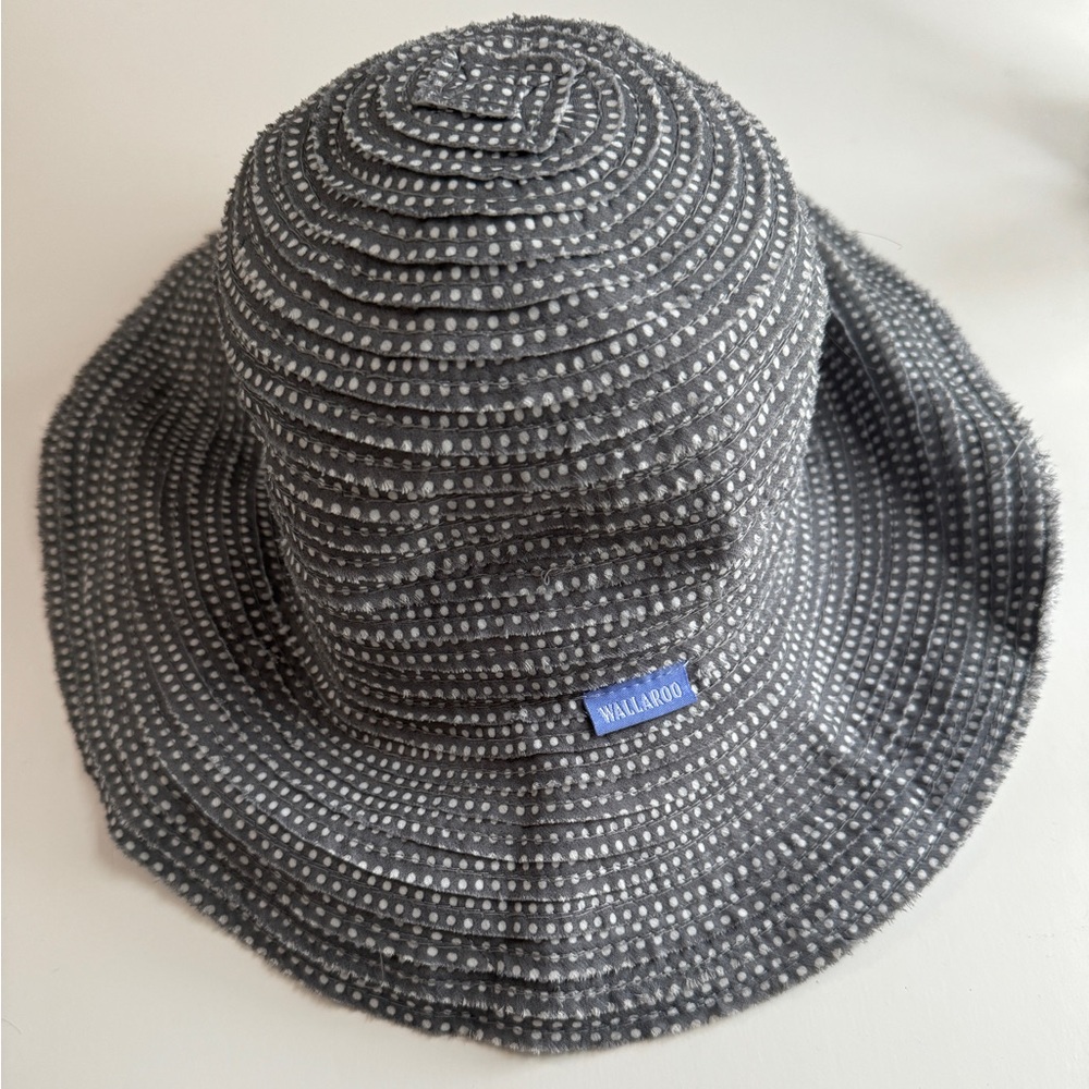 Wallaroo Petite Scrunchie UPF 50 Polka Dot Sun Hat